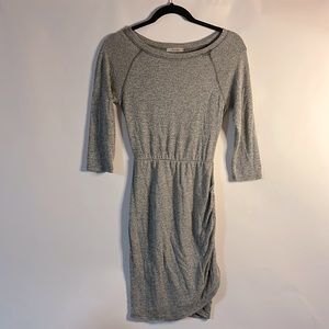 Heather Grey Timing Quarter Length Sleeve Dress - Size: Small